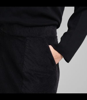 DEDICATED. •• Skirt Majorna Corduroy | Black from De Groene Knoop