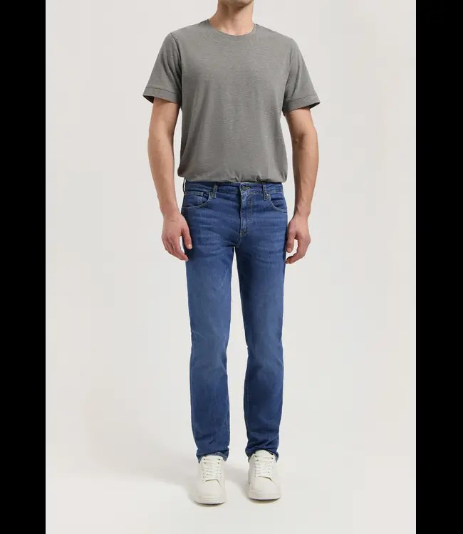 MUD Jeans •• Jeans Bryce Mid Straight - Authentic Indigo from De Groene Knoop