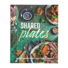 Shared plates, Lantaarn Publishers via Dille & Kamille