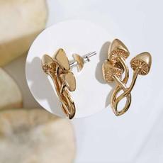 Zilveren oorbellen met bronzen paddenstoelen via Fairy Positron