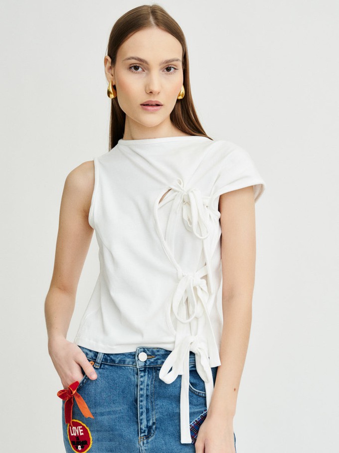 Calla Asymmetrical T-shirt from Fanfare Label