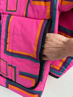 Our "MAGENTA  - OFF WHITE" Reversible Blanket Made Jacket - M from Fitolojio Workshop