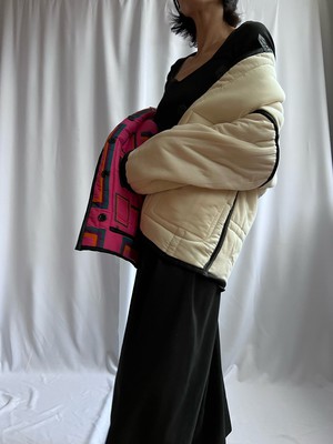 Our "MAGENTA  - OFF WHITE" Reversible Blanket Made Jacket - M from Fitolojio Workshop