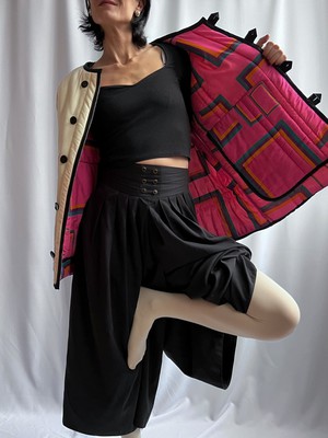 Our "MAGENTA  - OFF WHITE" Reversible Blanket Made Jacket - M from Fitolojio Workshop