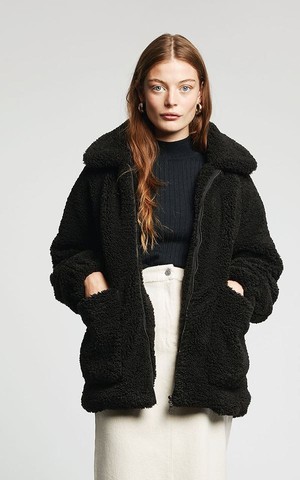 Jacket Rabbit Snow from Het Faire Oosten