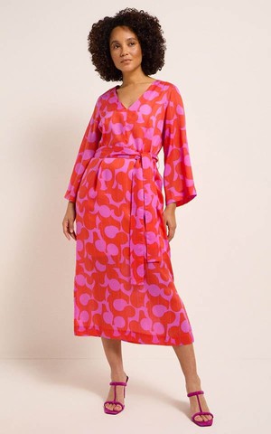 Dress Graphic Dots Midi from Het Faire Oosten