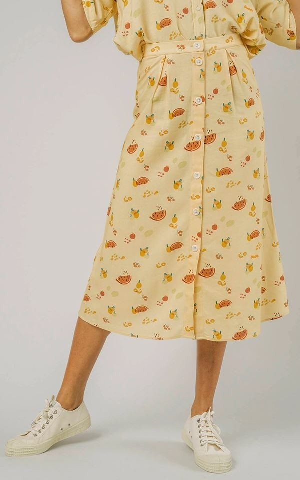 Skirt Fruits from Het Faire Oosten