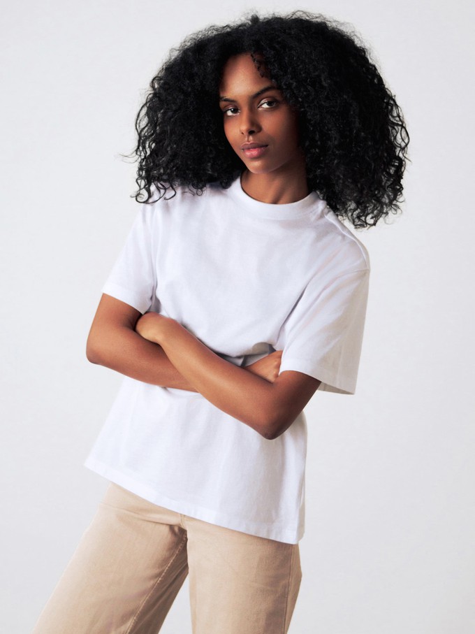 Oversized t-shirt from Honest Basics