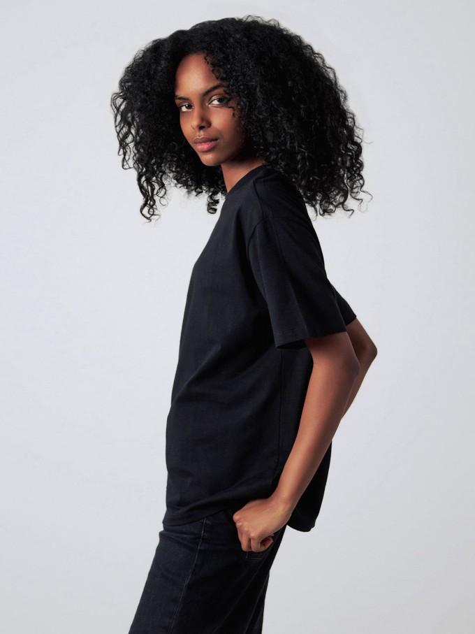 Oversized t-shirt from Honest Basics