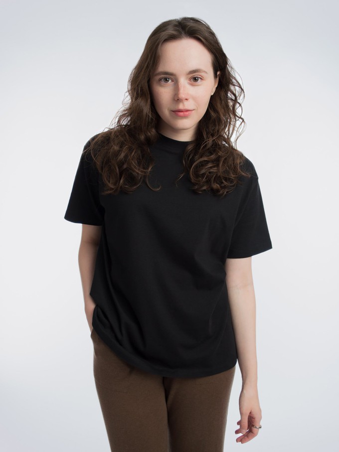 Oversized t-shirt from Honest Basics