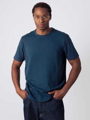 T-shirt mannen from Honest Basics