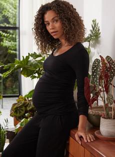 The Maternity Scoop Top via Isabella Oliver