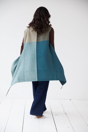 NEW! Cotton Cape Equal Teal from JULAHAS