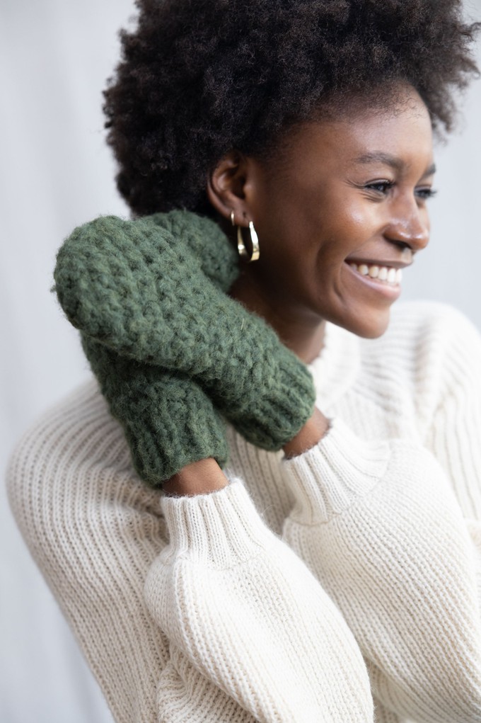 Baby Alpaca Mitten Gloves Cusco Olive from Jyoti - Fair Works