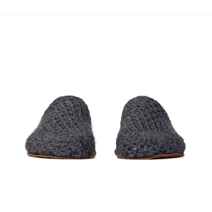 Lightweight Charcoal Wool Bamboo Slippers from Kingdom of Wow!