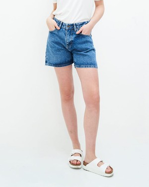 Demi Shorts from Kuyichi