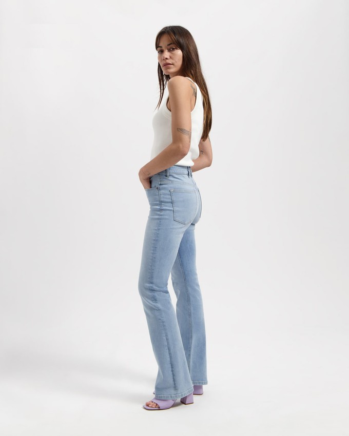 Zoe High Rise Bootcut Sky Blue from Kuyichi