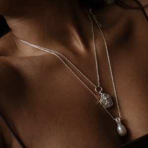 Selene Pearl Pendant Silver from Loft & Daughter