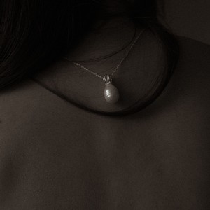 Selene Pearl Pendant Silver from Loft & Daughter