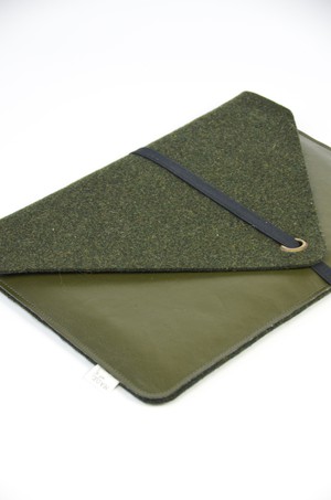 Laptophoes MARO - Groen Combi from MADE out of