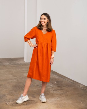 Elegant Midi Dress squash from Matona