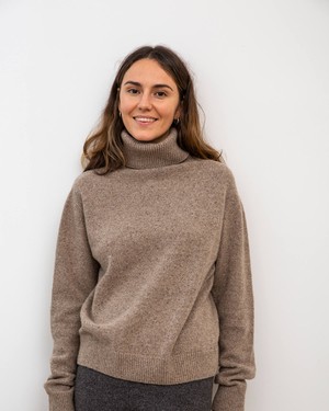 Rollneck Pullover pebble from Matona