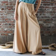 Clay pants Beige via Mon Col Anvers