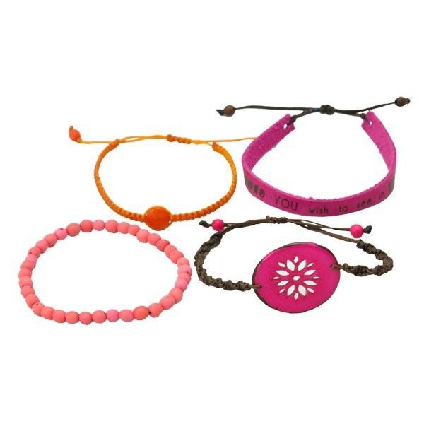 Colombianas - set van 4 handgemaakte armbandjes - fuchsia/koraal from MoreThanHip