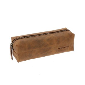 Grote etui van mat bruin vintage ecoleer - Lynton from MoreThanHip