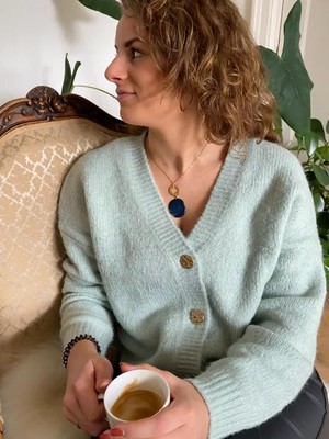 Celeste ketting met hanger van tagua en een goudkleurige ring - grijs from MoreThanHip