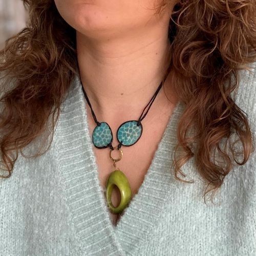 Malva- verstelbare ketting van tagua - turkoois/groen from MoreThanHip