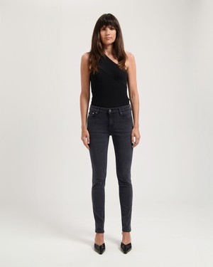 Skinny Skyler - Authentic Black from Mud Jeans