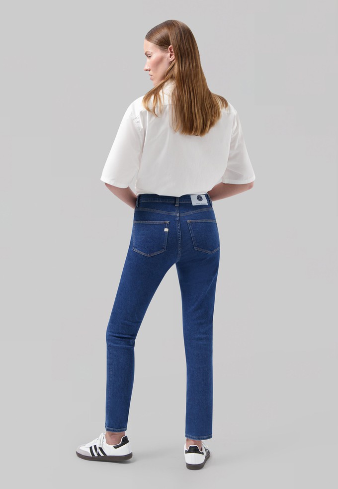 Regular Swan - Stone Indigo from Mud Jeans