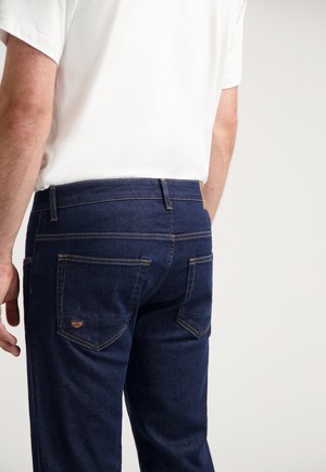 Bryce Mid Straight - Strong Blue from Mud Jeans