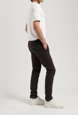 Scott Mid Tapered - Charcoal from Mud Jeans