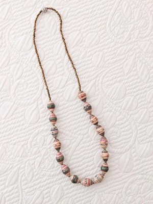 Timeless, chic, sustainable necklace with recycled paper beads "Hellen" from PEARLS OF AFRICA