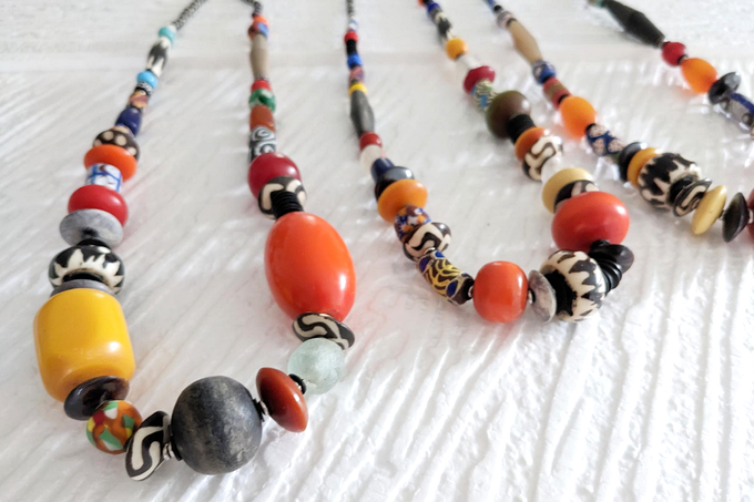 Colorful glass pearl necklace "Maiduguri" from PEARLS OF AFRICA