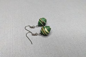 Pearl earrings made of recycled paper "Happy Bead" from PEARLS OF AFRICA