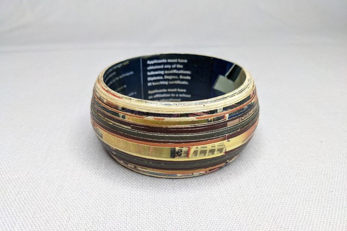 Paper bangle "Miriam Makeba" from PEARLS OF AFRICA