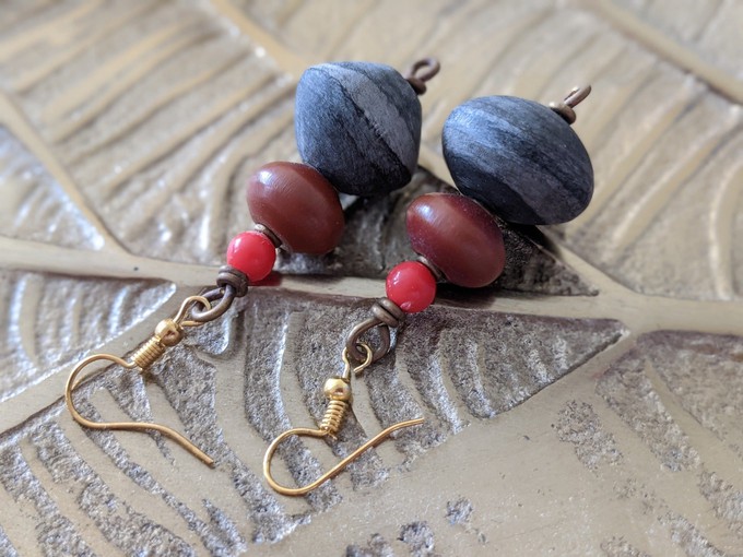 Noble pearl earrings made of glass, stone, brass "Happy Marrakech" from PEARLS OF AFRICA