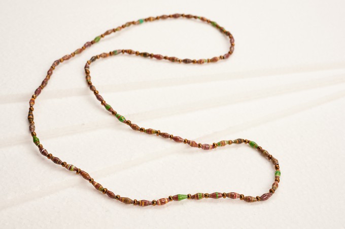 Long, fine chain with paper beads "Acholi Malaika" from PEARLS OF AFRICA