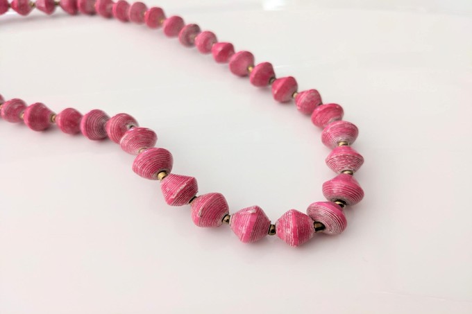 Short necklace with paper beads "Banda" - Also suitable for children from PEARLS OF AFRICA