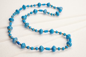 Long pearl necklace with large and small paper pearls "Muzungo Long" from PEARLS OF AFRICA