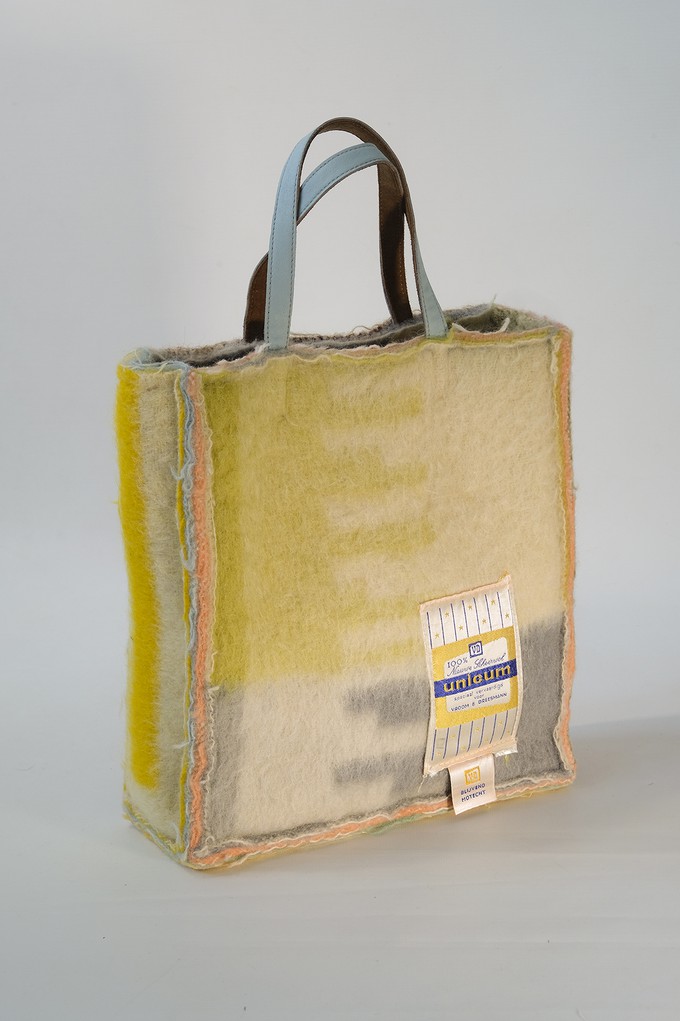 Unicum Layers Bag with original blanket label and short handles from Pepavana