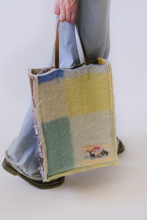 Aabe Layers Bag with original label from Pepavana