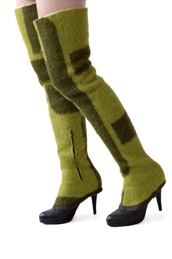 Blankie Jane thigh-high gaiters from Pepavana