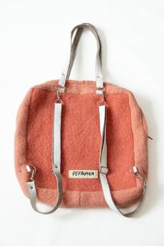 Blankie Rucksack Two Tones Coral via Pepavana