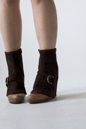 Suede Edie | brown recycled leather from Pepavana