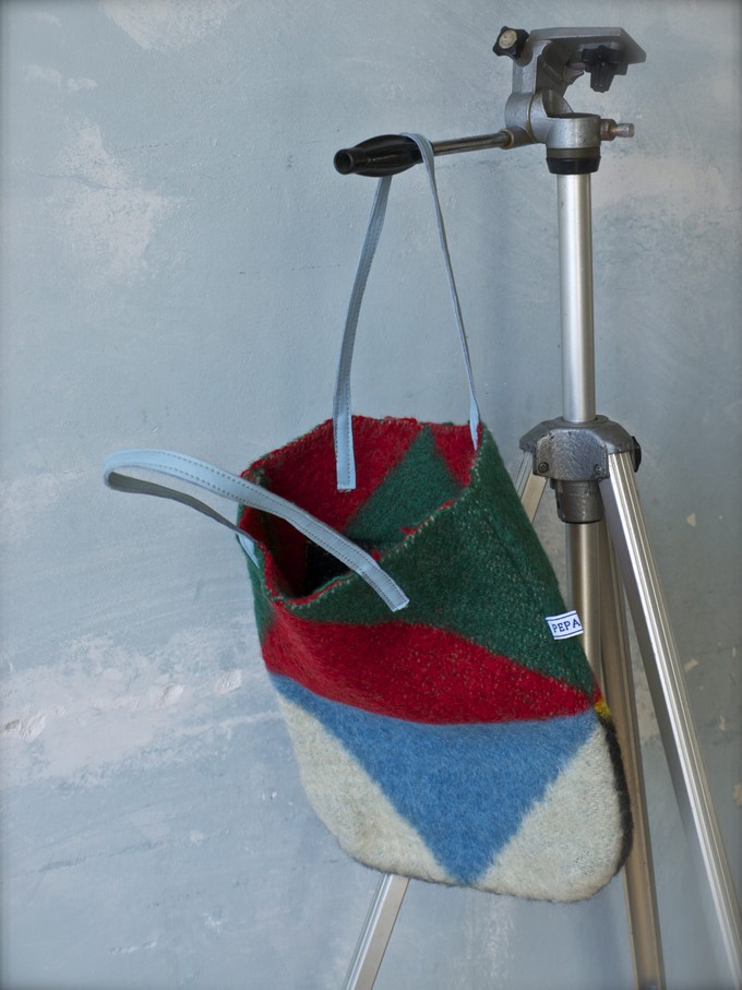 Chequered Mini Bag of felted Dutch blankets from Pepavana