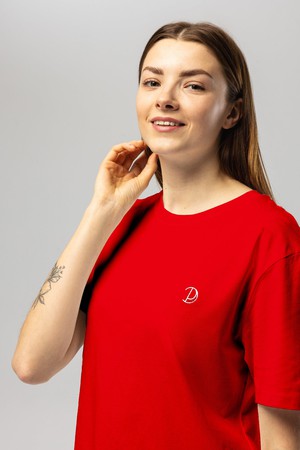 Chest Logo T-Shirt Unisex from Pitod